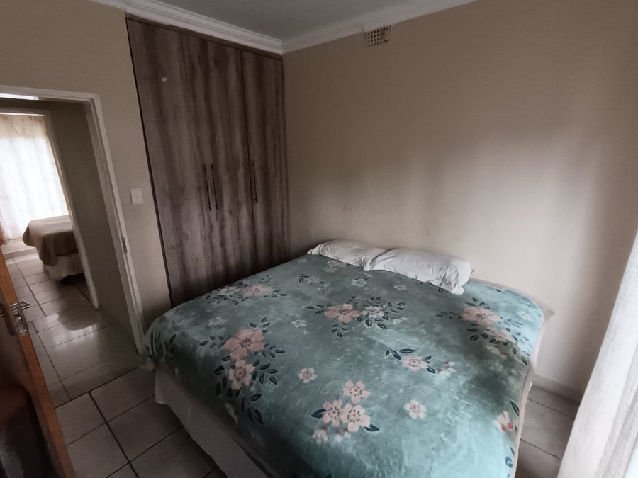 4 Bedroom Property for Sale in Geelhoutpark North West